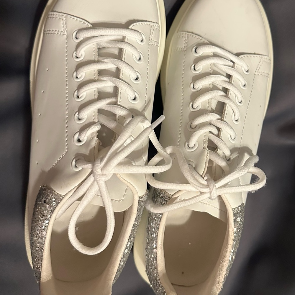 Alexander McQueen White and Silver Glitter Sneakers